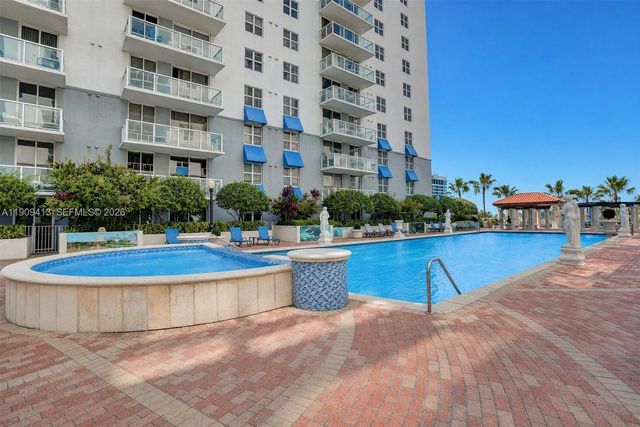 5077 NW 7th Street 1217, Miami, FL 33126