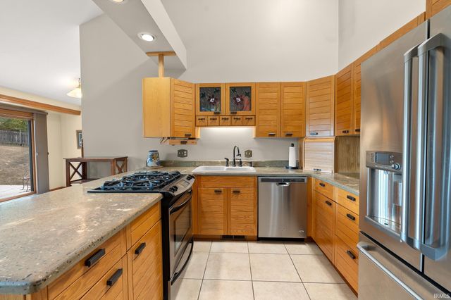 1909 Timberlake Trail, Fort Wayne, IN 46804