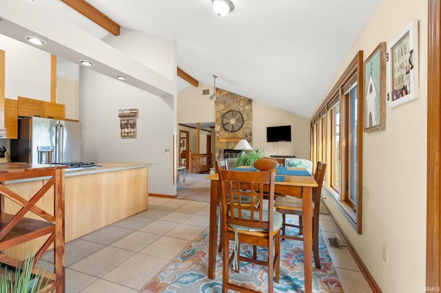 1909 Timberlake Trail, Fort Wayne, IN 46804