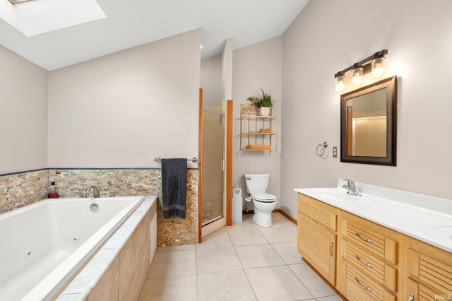 1909 Timberlake Trail, Fort Wayne, IN 46804