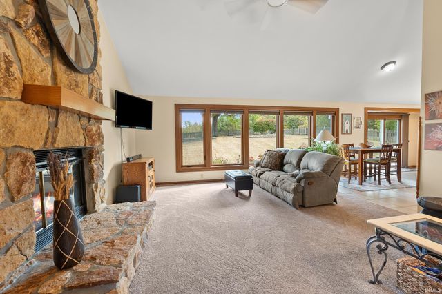 1909 Timberlake Trail, Fort Wayne, IN 46804