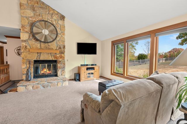 1909 Timberlake Trail, Fort Wayne, IN 46804