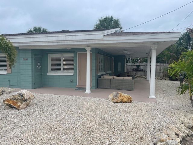 720 E GULF BOULEVARD B, Indian Rocks Beach, FL 33785