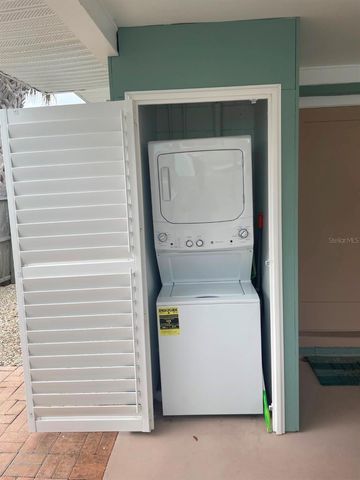 720 E GULF BOULEVARD B, Indian Rocks Beach, FL 33785