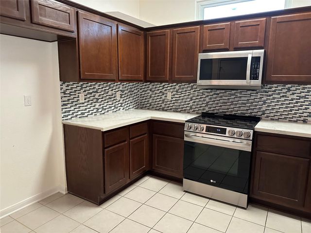 115 Bass ST, Georgetown, TX 78633