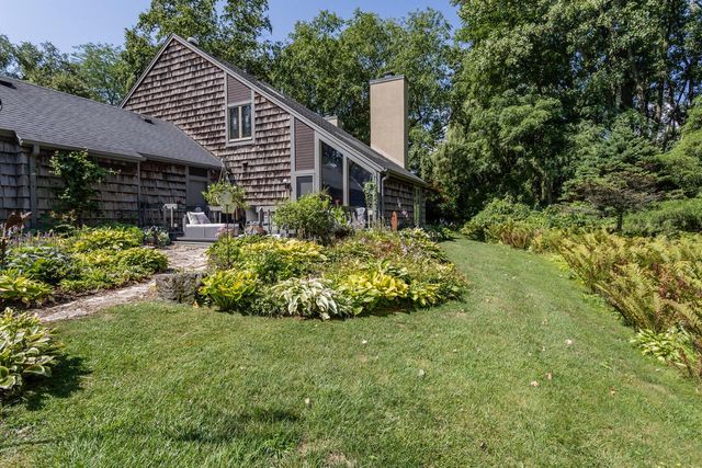 95 Woodfield COURT, Wind Point, WI 53402