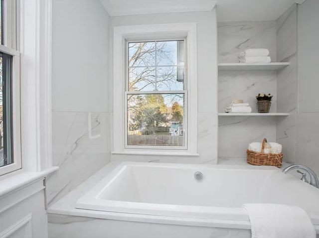 35 Hanson Road 35, Newton, MA 02459