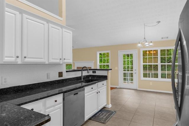 8780 Amberfield Drive, Gainesville, GA 30506