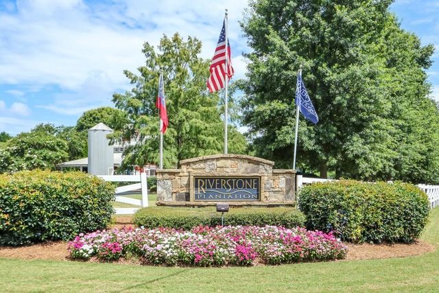 8780 Amberfield Drive, Gainesville, GA 30506