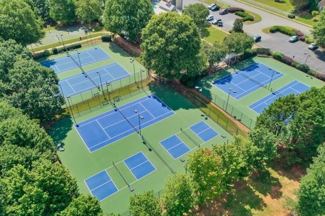 8780 Amberfield Drive, Gainesville, GA 30506