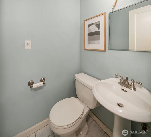 7346 19th Avenue NE, Seattle, WA 98115
