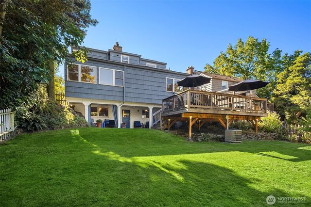 7346 19th Avenue NE, Seattle, WA 98115