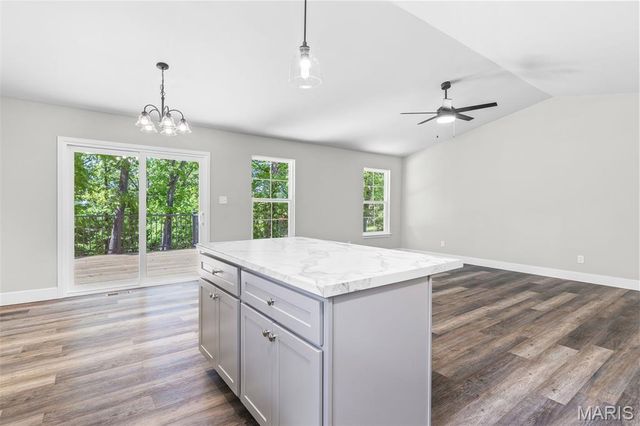 345 Main Street, Herculaneum, MO 63048
