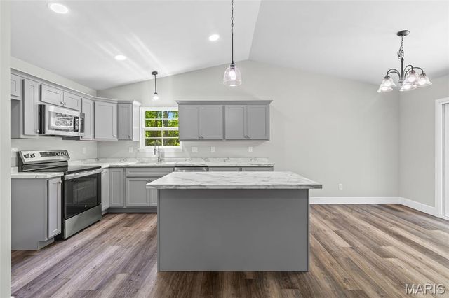 345 Main Street, Herculaneum, MO 63048