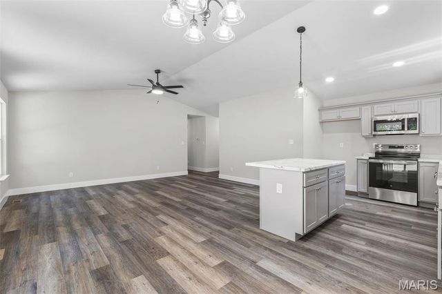 345 Main Street, Herculaneum, MO 63048