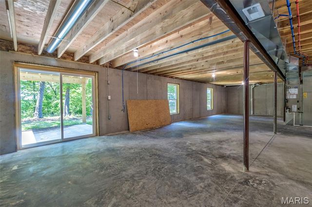 345 Main Street, Herculaneum, MO 63048