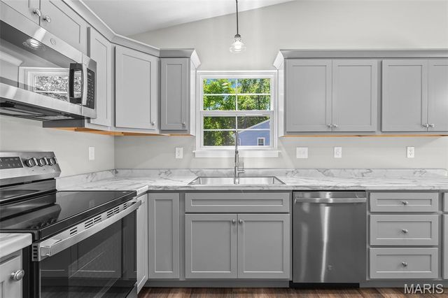 345 Main Street, Herculaneum, MO 63048