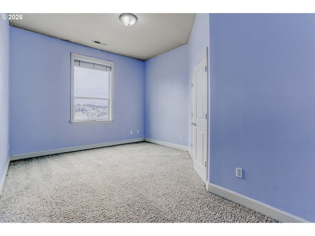 9684 Se SPYGLASS Dr, Happy Valley, OR 97086