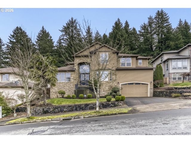 9684 Se SPYGLASS Dr, Happy Valley, OR 97086