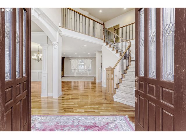 9684 Se SPYGLASS Dr, Happy Valley, OR 97086