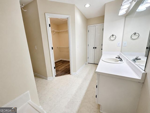 2734 Ashbury Point Lane, Marietta, GA 30066