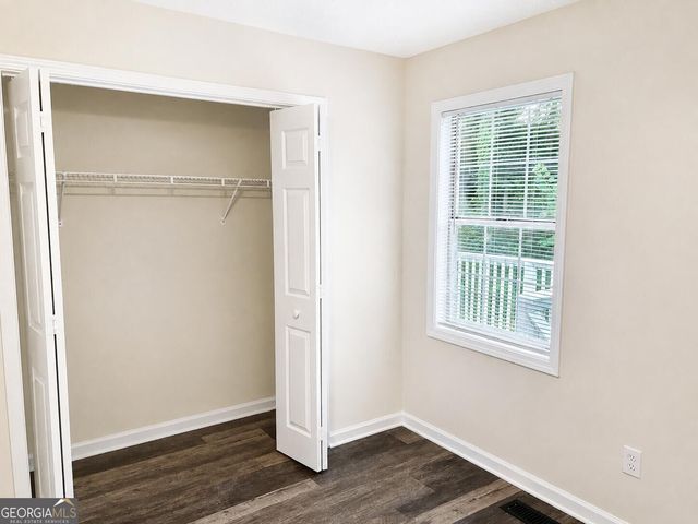 2734 Ashbury Point Lane, Marietta, GA 30066
