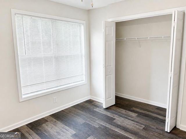 2734 Ashbury Point Lane, Marietta, GA 30066