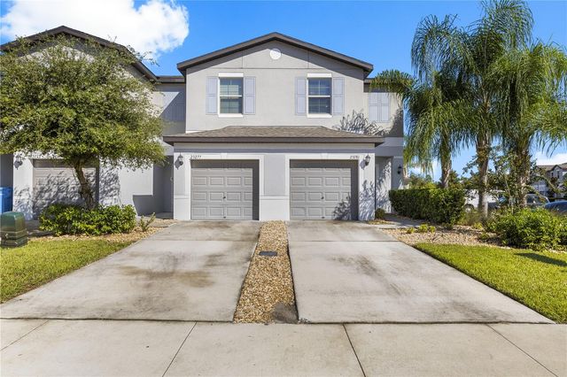 23281 WILLOW GLEN WAY, Lutz, FL 33549