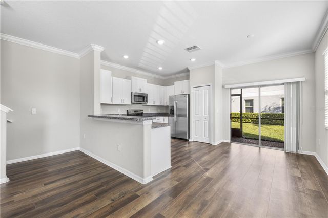 23281 WILLOW GLEN WAY, Lutz, FL 33549