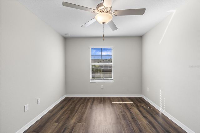 23281 WILLOW GLEN WAY, Lutz, FL 33549
