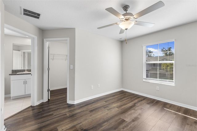23281 WILLOW GLEN WAY, Lutz, FL 33549