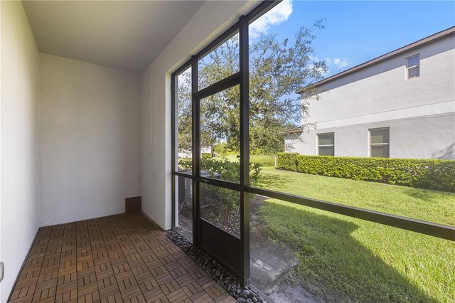 23281 WILLOW GLEN WAY, Lutz, FL 33549