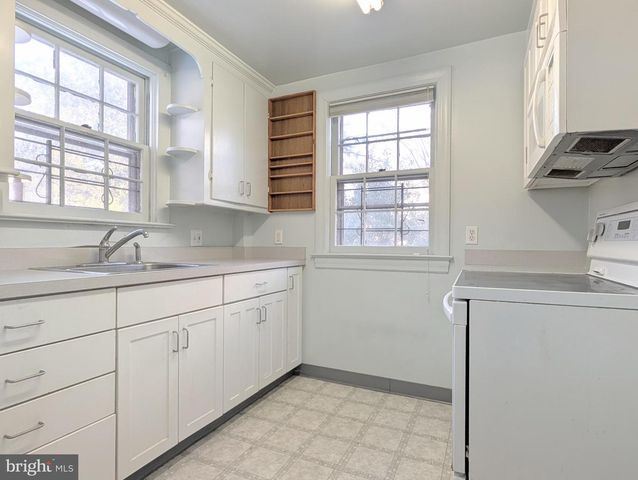 4606 DREXEL RD, College Park, MD 20740