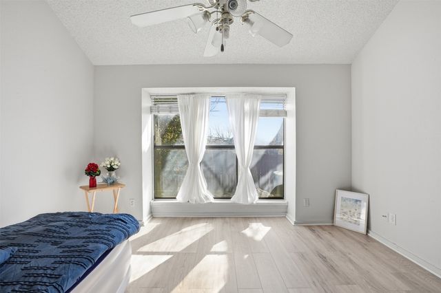 2518 Shady Ridge Drive, Bedford, TX 76021