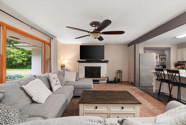 7053 Fawn Lane, Sun Prairie, WI 53590