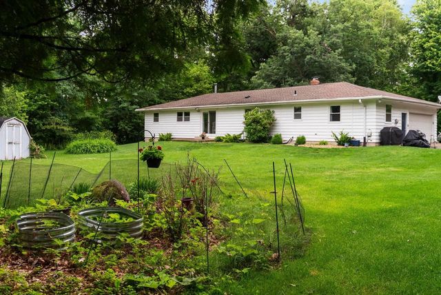 7053 Fawn Lane, Sun Prairie, WI 53590