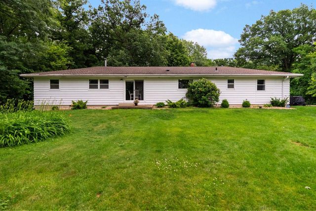 7053 Fawn Lane, Sun Prairie, WI 53590