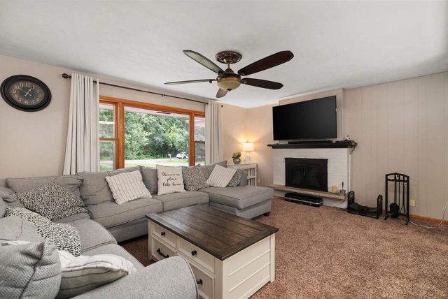 7053 Fawn Lane, Sun Prairie, WI 53590