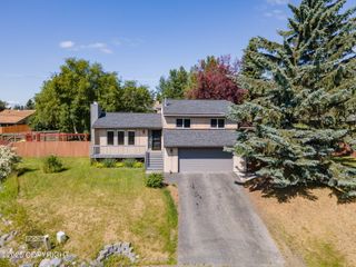 9645 Nulato Circle, Eagle River, AK 99577