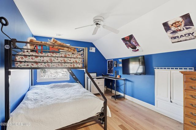 812 Mistletoe Avenue, Point Pleasant, NJ 08742