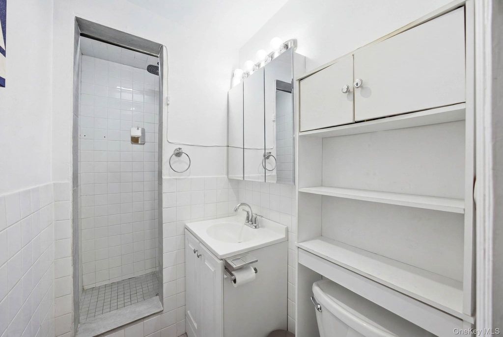 32-23 41st Street, Astoria, NY 11103 — photo 3