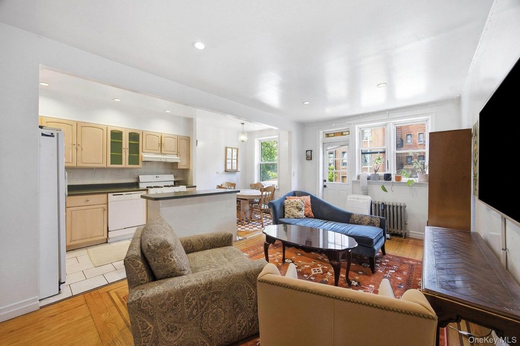 32-23 41st Street, Astoria, NY 11103 — photo 5