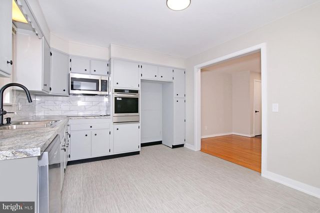 702 S 15TH ST, Lebanon, PA 17042