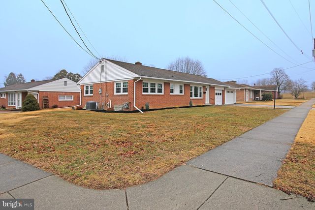 702 S 15TH ST, Lebanon, PA 17042