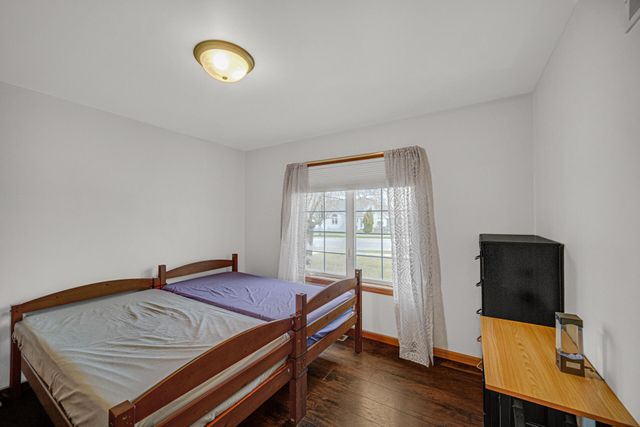 192 Summerhill Drive, Dyer, IN 46311