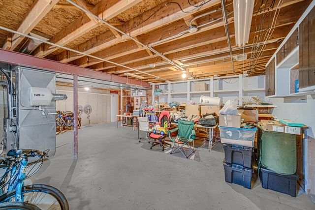 192 Summerhill Drive, Dyer, IN 46311