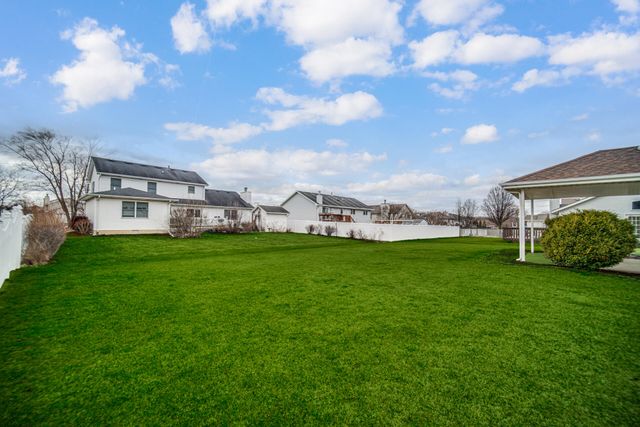 192 Summerhill Drive, Dyer, IN 46311
