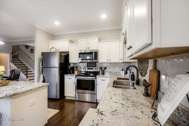 552 Benton Drive, Nesbit, MS 38651