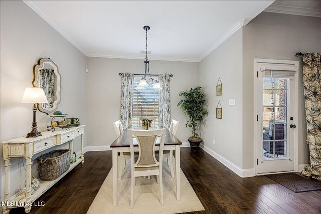 552 Benton Drive, Nesbit, MS 38651