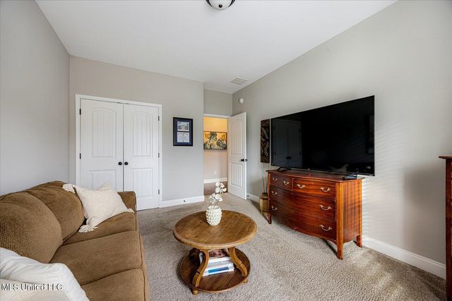 552 Benton Drive, Nesbit, MS 38651